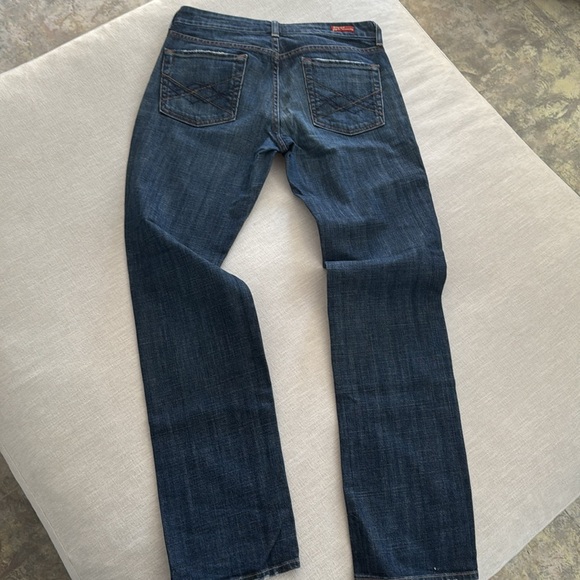 Moving - Picture 2 of 4